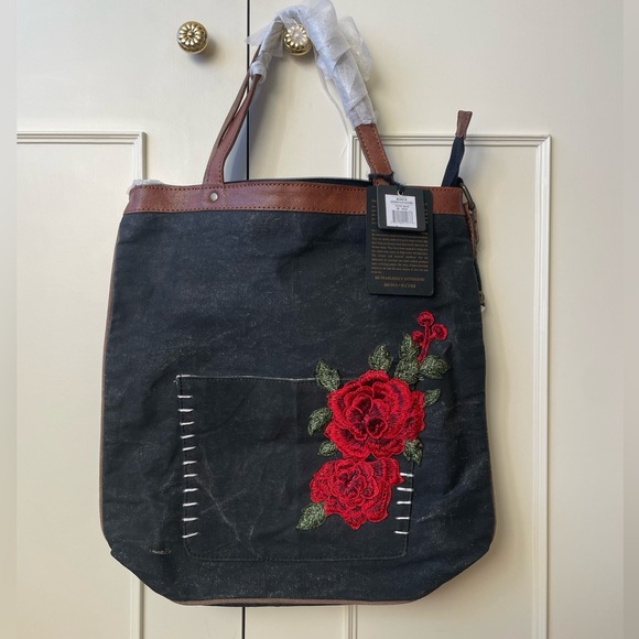 NWT Mona B ROSETTE TOTE - Picture 2 of 7